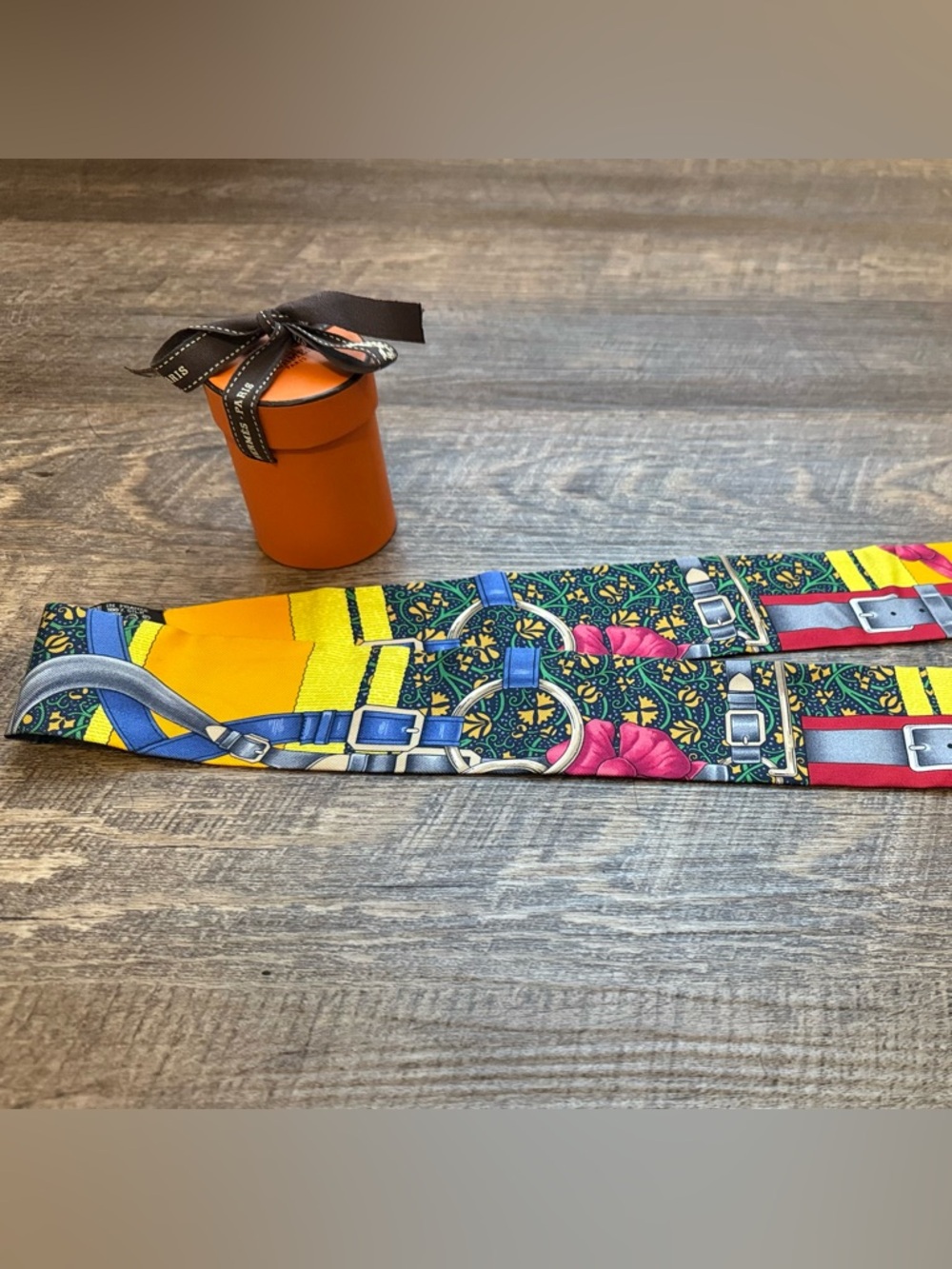 Hermes Printed Twilly Scarf - Picture 2 of 6